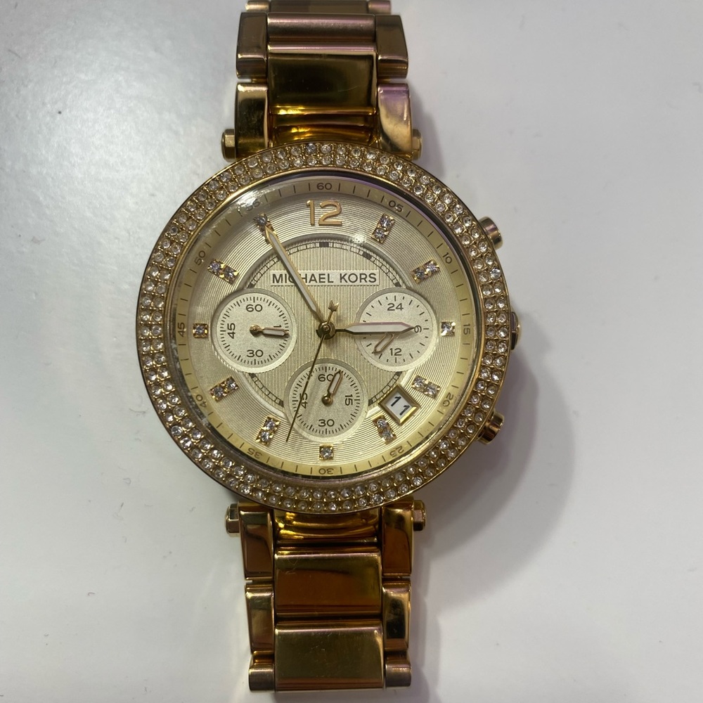 USED MICHAEL KORS GOLD WATCH